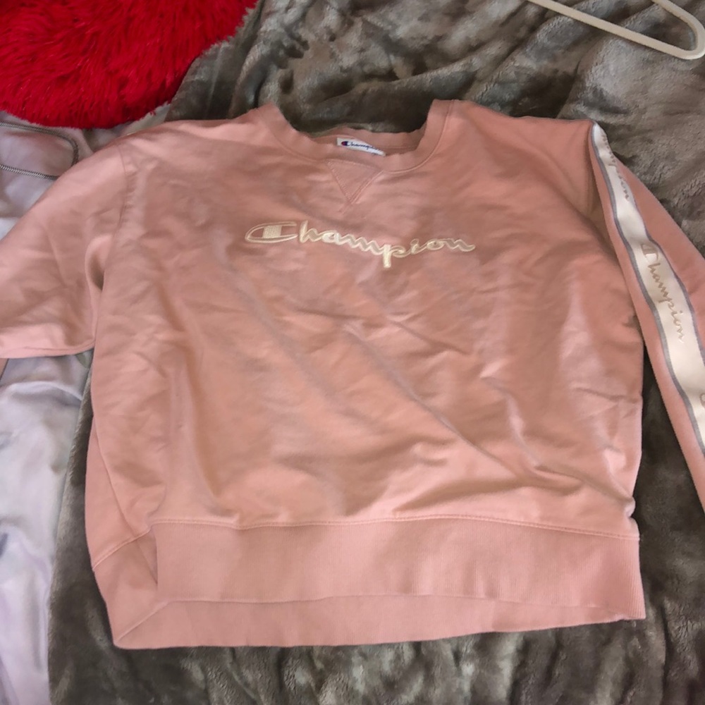 Champion Pullover! - image 2